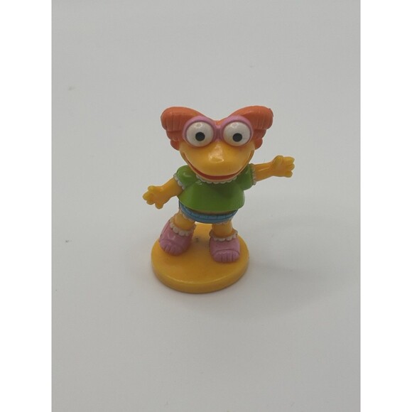 Muppet Babies Skeeter Board Game Piece 1985 Vintage Game Piece 1.5 in - Picture 2 of 8